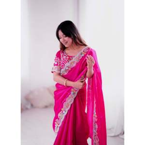 Sari de Trabajo con Bordado Pesado y Lentejuelas para Ropa India y Pakistaní - Product Image 5
