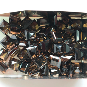 ควอตซ์สโมคกี้ธรรมชาติ 8 มม. ทรงสี่เหลี่ยมเจียระไนแบบสเต็ปคัท คุณภาพดีที่สุด พลอยเม็ดเดี่ยวสำหรับทำเครื่องประดับและสร้อยคอ - Product Image 2