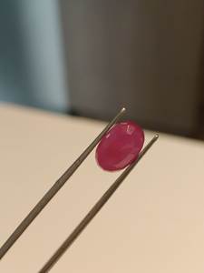 Rubí Rojo Ovalado de 6.25 ct de Primera Calidad para Joyería Fina, Suministro al por Mayor al Mejor Precio - Product Image 3