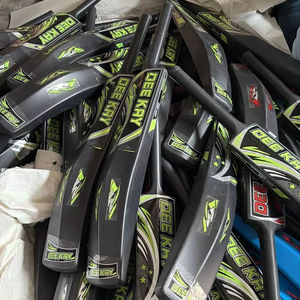 ไม้คริกเก็ตพลาสติกทนทานสำหรับเด็กและผู้เริ่มต้น น้ำหนักเบา จับถนัดมือ เหมาะสำหรับเล่นทั้งในร่มและกลางแจ้ง - Product Image 3