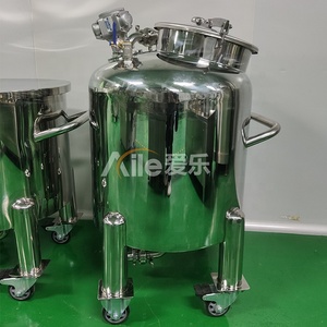 Serbatoio di Miscelazione e Stoccaggio in Acciaio Inox da 500L con Agitatore e Pompa di Scarico - Product Image 2