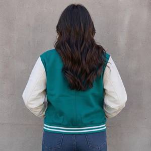Chaqueta Varsity de Cuero Transpirable para Mujer |   Chaqueta Clásica de Estilo Universitario con Mezcla de Lana - Product Image 6