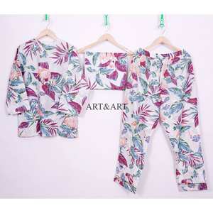 Conjunto de Pijama de Algodón con Estampado Floral, Elegante y de Alta Calidad, para Verano, Diferentes Tallas, India - Product Image 5