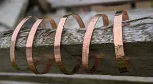 Brazalete de Cobre con Diseño Tradicional Cristiano, Pulido, Magnético, para Terapia, Ideal para Fiestas y Bodas - Product Image 6