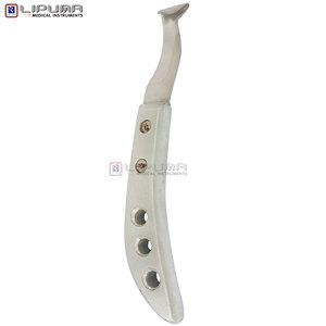 Meilleur couteau de fermeur pour sabots, manche en aluminium argenté, lame en acier inoxydable perforée, équipement vétérinaire pour l'élagage des sabots de bétail, chevaux et bovins - Product Image 4