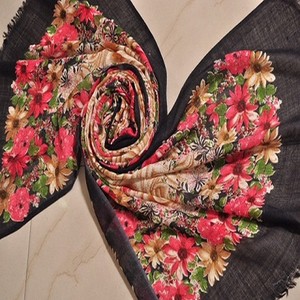 Al por mayor: Estolas de lino modal estampadas, chales de cachemira para mujer de invierno, los últimos pañuelos y chales étnicos, los más vendidos - Product Image 1