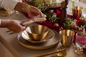 Hermosa Tazón de Latón Hecha a Mano para Decoración Moderna del Hogar, Servir en Fiestas y Exhibir - Apta para Lavavajillas, Precio de Fábrica - Product Image 6