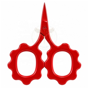 Mini Tijeras de Bordado Amarillas - Product Image 4