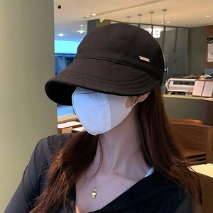 หมวกกันแดดผู้หญิงสำหรับฤดูร้อน เหมาะสำหรับการเดินทางกลางแจ้ง ชายหาด ป้องกันรังสียูวี หมวกเบสบอลแฟชั่น ปีกกว้าง ปรับขนาดได้ - Product Image 2