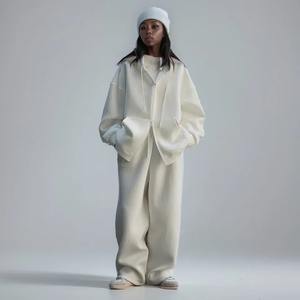 Vêtements de sport pour femmes de haute qualité, ensemble décontracté 2 pièces, sweat-shirts et pantalons de survêtement pour femmes - Product Image 3