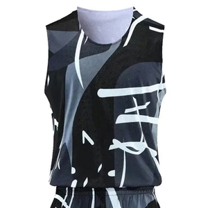 Vêtements de sport d'extérieur personnalisés de haute qualité, respirants et écologiques, en polyester 100%, uniforme de basket-ball au design unique - Product Image 4