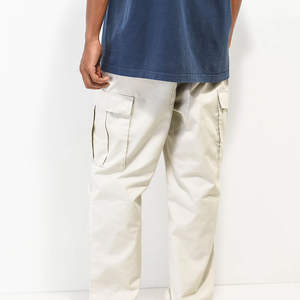 Pantalon cargo style utilitaire multi-poches, décontracté, pour le travail et les activités de plein air. - Product Image 2