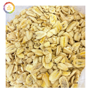 Chips de plátano crujientes premium, finamente cortados, dorados y crujientes, listos para comer, suministro a granel desde Vietnam. - Product Image 1