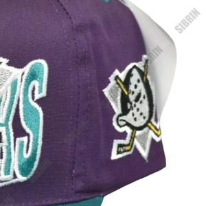 Gorra Snapback Vintage Personalizada Premium Mighty Ducks con Logotipo de Equipo de Hockey Profesional, Ajustable, de Alta Calidad para Ciclismo y Actividades al Aire Libre - Product Image 6