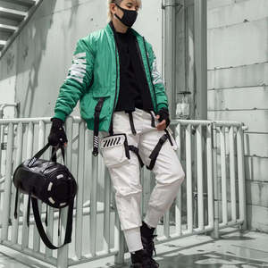 Chaqueta Bomber Verde Táctica Techwear para Hombre, Estilo Urbano Cyberpunk, Cortavientos, Hip Hop, Funcional, Cargo, Utilitaria, Chaqueta de Vuelo 2026 - Product Image 4