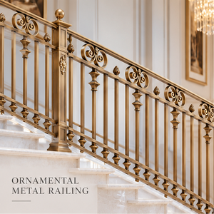 Rampe d'escalier classique en métal doré avec balustres à double volute et poteaux décoratifs pour intérieurs de luxe - Product Image 1