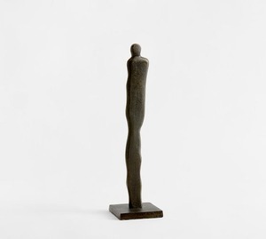 Figura Escultural Decorativa – Pieza de Arte Decorativa para Espacios Contemporáneos - Product Image 2