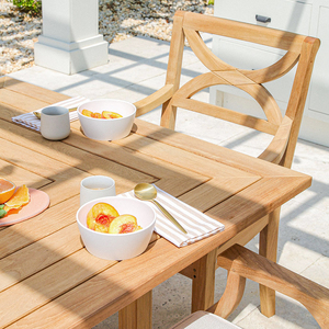 Mesa de Comedor de Madera de Teca Hecha a Mano, Ecológica, Duradera y de Diseño Moderno para Patio, Villa o Uso en Hostelería - Product Image 4