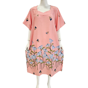 Robe décontractée florale pour femmes avec col carré et confortable à porter au quotidien, longueur genou - Product Image 4