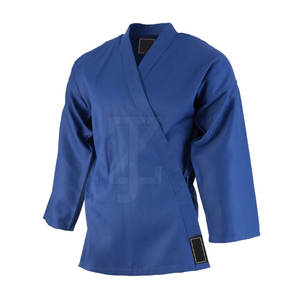 Uniforme de karaté confortable pour hommes, conçu pour les arts martiaux, avec des coutures durables et un tissu doux - Product Image 4