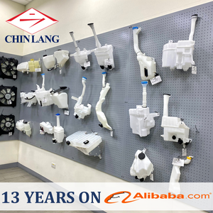 16470-02031 16470-15081 ผู้ผลิตอะไหล่รถยนต์ขายส่ง ถังพักน้ำหล่อเย็นสำหรับ TOYOTA COROLLA 1993 ~ - Product Image 3