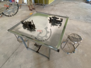 Mesa de descascarado de anacardos más rápida hecha en Vietnam, máquina eficiente para quitar conchas, entrega de kernel nuevo para procesamiento de nueces - Product Image 1