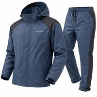 Conjunto Deportivo de Dos Piezas con Capucha y Etiqueta Tejida Personalizada, Unisex, Tejido Softshell Impermeable, Cintura Elástica, Pantalones Deportivos Ligeros
