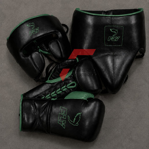 Ensemble de boxe personnalisable super confortable en cuir véritable, best-seller, avec protection de la tête et de la zone inguinale imprimée pour les professionnels - Product Image 1