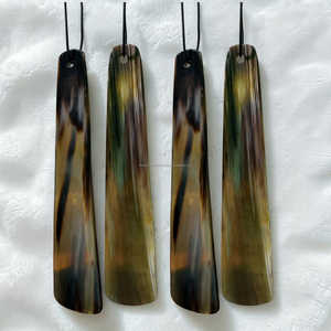 Cuchara para zapatos de cuerno de toro natural, plana, de primera calidad, con cordón de cuero para colgar, al mejor precio - Product Image 4