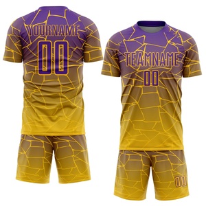 Conjunto de Uniforme de Fútbol Sublimado Personalizado, Patrón Geométrico Morado y Amarillo, Cuello Redondo, Manga Corta, Absorbe la Humedad, Unisex para Adultos - Product Image 1