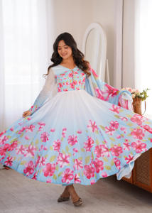 Robe Anarkali en Soie Organza Florale avec Potli, Coupe Kali Évasée, Gota Patti, Dupatta – Tenue de Cérémonie pour Femme PY308 DC - Product Image 3