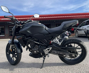 Nouvelles motos sportives CB300R 2025 abordables, prêtes à être expédiées - Product Image 3