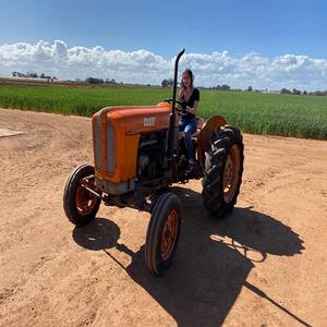 Tractor Agrícola Fiat 110 90DT de 50HP en Excelentes Condiciones, Nuevo y Usado, 4x4, Motor con Transmisión de Engranajes, Bomba de Alta Presión, Caja de Cambios, Rodamientos - Product Image 6