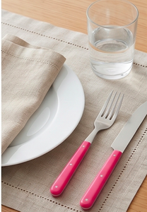 Juego de cubiertos modernos de acero inoxidable con mangos de plástico rosa, aptos para lavavajillas, para uso en fiestas y en el hogar. - Product Image 6