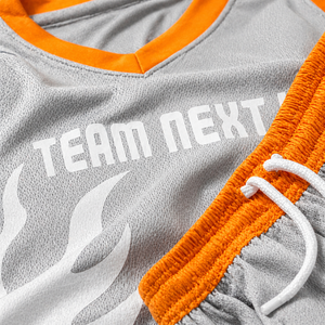 Proveedor Mayorista de Uniformes de Baloncesto Transpirables de Malla Gris y Naranja Unisex de Alta Calidad, Pantalones Cortos de Jersey Deportivos Sublimados para Equipos, OEM - Product Image 6