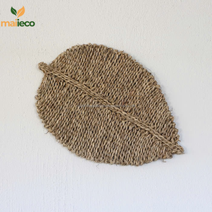 Décorations de table en verre tressées à la main réversibles les plus vendues napperons en forme de feuille personnalisés Vietnam différentes tailles traditionnelles - Product Image 3