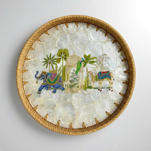 Plateau de service exquis fait main en rotin et nacre, élégant plateau décoratif pour table basse, ottoman, cuisine - Product Image 1