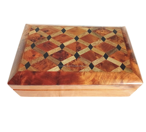 Boîte à bijoux carrée en bois massif faite à la main avec couvercle magnétique, design gravé, bouddhisme, table, montre, emballage cadeau, vente en gros en Inde - Product Image 3