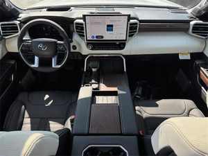 2024 pour Sequoia Levin Turbo, Toit ouvrant panoramique, Essence 4.1-6L, 10KM V6 16V, 5 places, Taille des pneus R21, Cuir gauche - Product Image 5