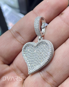 จี้รูปหัวใจทรงบาแกตต์ประดับมอสซาไนต์ เงินแท้ 925 สไตล์ฮิปฮอป จี้แบบฝังเพชร จี้สั่งทำพิเศษ เครื่องประดับแร็ปเปอร์ - Product Image 6