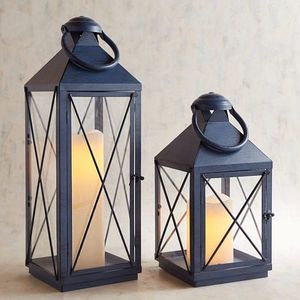 Lanterne à bougie en métal de style industriel avec fenêtres en verre, parfaite pour les arrangements d'éclairage décoratifs modernes pour la maison - Product Image 3