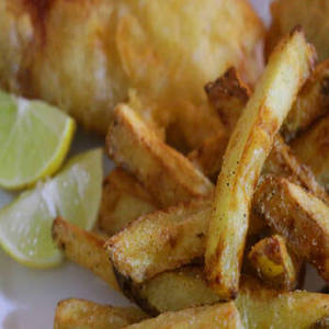 Frites indiennes surgelées croustillantes, naturelles, sucrées et salées, frites en bâtonnets frais de ferme pour les marchés internationaux d'aliments surgelés - Product Image 1