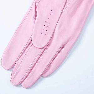 ถุงมือกอล์ฟสำหรับคนถนัดซ้ายคุณภาพพรีเมียมจากผู้ผลิต  โลโก้สั่งทำได้  หนังแกะคาเบรตตานุ่ม  ถุงมือกีฬาเพื่อความปลอดภัย - Product Image 2