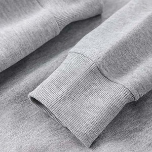 Sudadera con capucha corta para hombre, informal, de manga larga, de algodón suave, con capucha ajustable, puños acanalados y bolsillo canguro. - Product Image 3