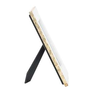 Cadre en résine blanc impeccable à bords festonnés - Product Image 1