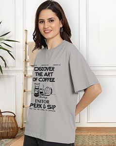 เสื้อยืดโอเวอร์ไซส์สำหรับผู้หญิง พิมพ์ลายกราฟิกด้านหน้า เสื้อยืดผู้หญิงทรงหลวม - Product Image 3