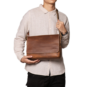 Bolso de Pecho Minimalista de Cuero Genuino, Bolso de Hombro con Cierre de Hebilla, Duradero, para Uso Diario en Todas las Estaciones - Product Image 2