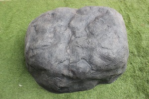 หินประดับตกแต่งภูมิทัศน์กลางแจ้ง KNT Creations รุ่น Realistic FRP ทนทานต่อสภาพอากาศ สีเทา รูปทรงก้อนหิน ดีไซน์ทันสมัย เหมาะสำหรับสวนสาธารณะและรีสอร์ท - Product Image 4