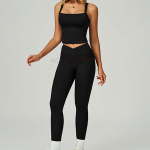 Ensemble de yoga pour femmes, dernière collection, design sportswear, logo uni sur le devant, respirant, sans couture, 2 pièces, prix de gros, fabriqué au Pakistan - Product Image 6