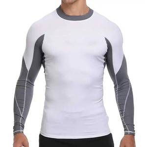 Dernier design de rashguard pour homme, vêtements de sport, best-seller, prix bas, rashguard avec logo personnalisé, fabriqué au Pakistan - Product Image 1